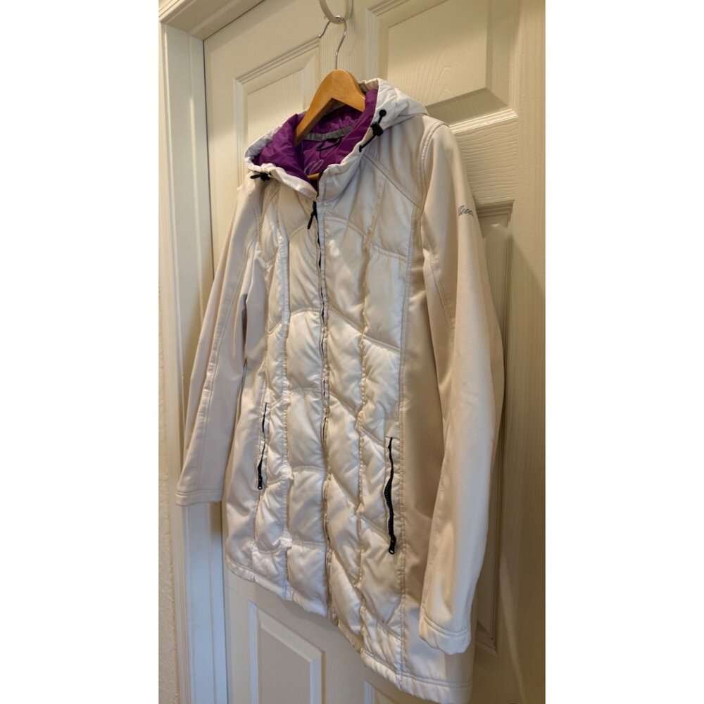 Guess Womens White Quilted Coat With Hood & Purple Lining - Size Small - Stylish